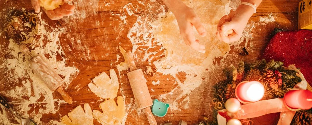 Gemeinsam backen gehört im Advent dazu.